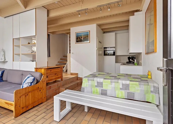 Holiday home Albatros 24 P89 *